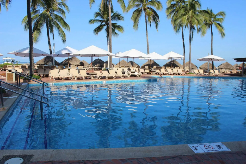 Buganvilias Resort Vacation Club by Ypj