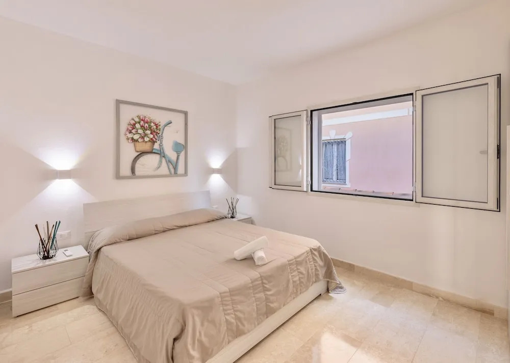 Apartments with air conditioning in Orosei