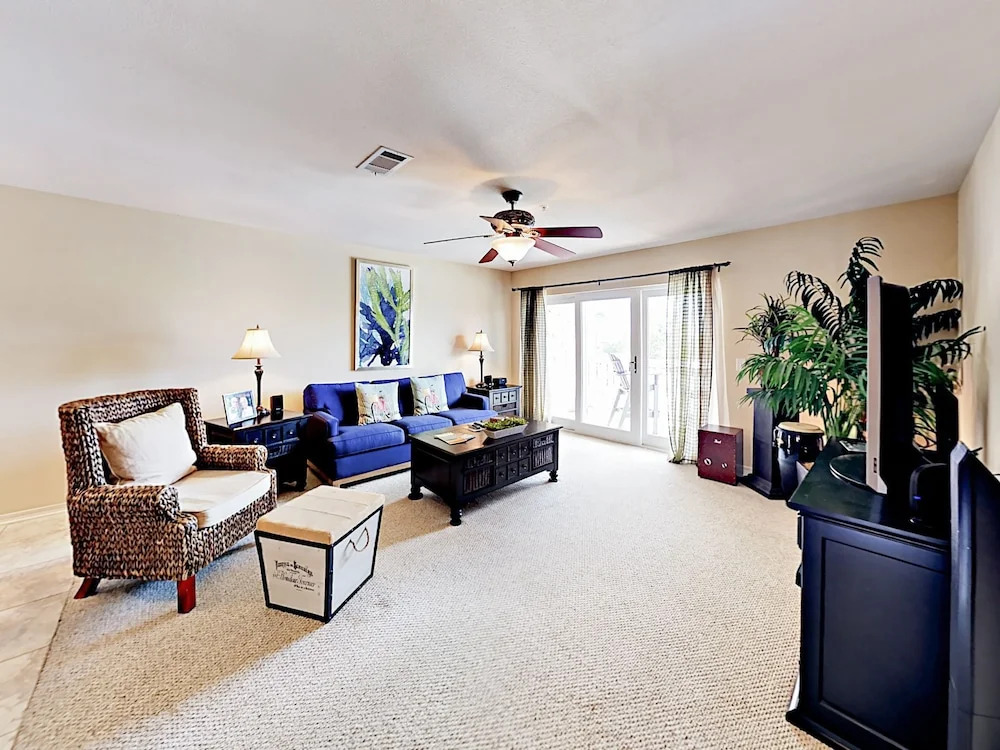 Perdido Bay Townhouse 2 Bedrooms 2.5 Bathrooms Townhouse
