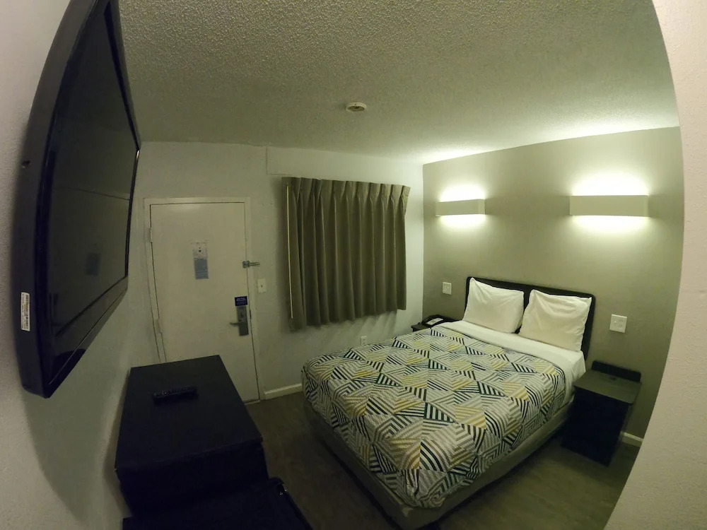 Rest Inn Toms River