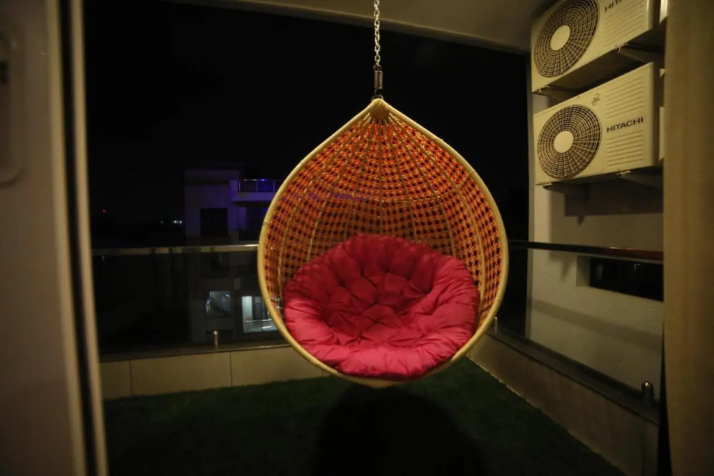 Sky Suites Huda City Center
