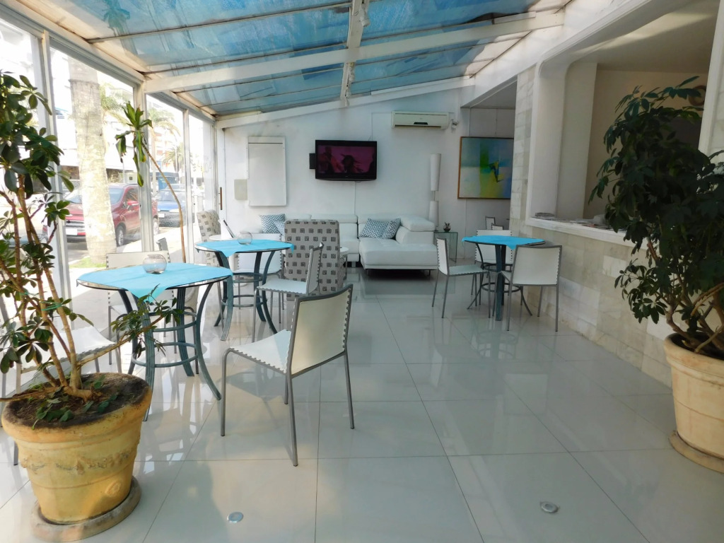Aqua Hotel