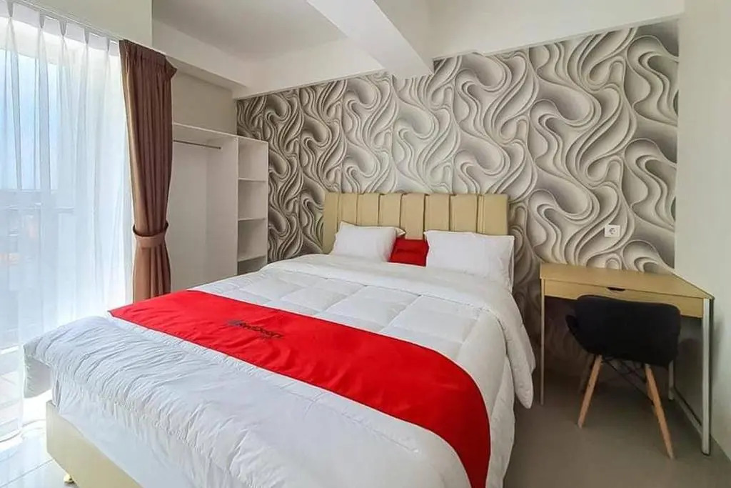 RedLiving Apartemen Padina Soho and Residence