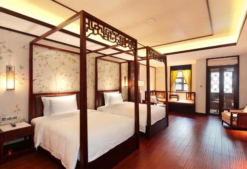 Gubei Water Town Wuzhenhui Boutique Hotel