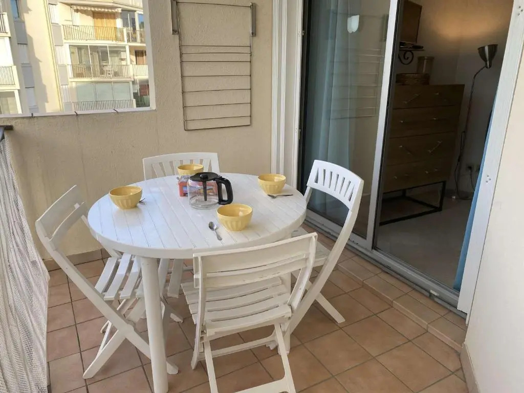 Appartement Le Grau-du-Roi, 2 pièces, 4 personnes - FR-1-250-233