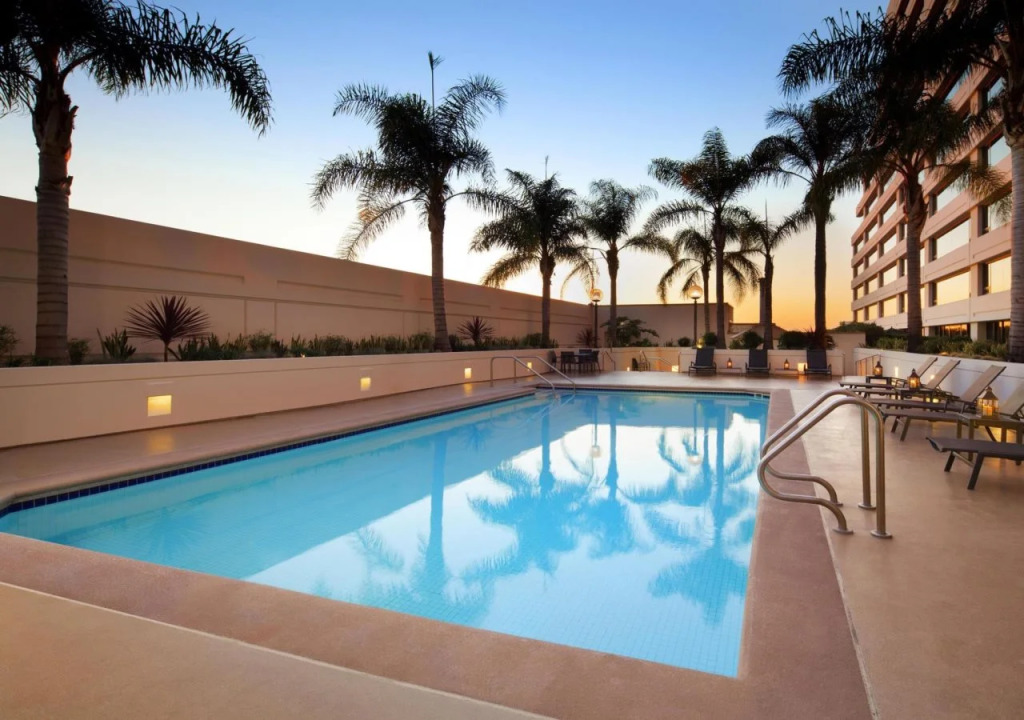 The Westin Los Angeles Airport