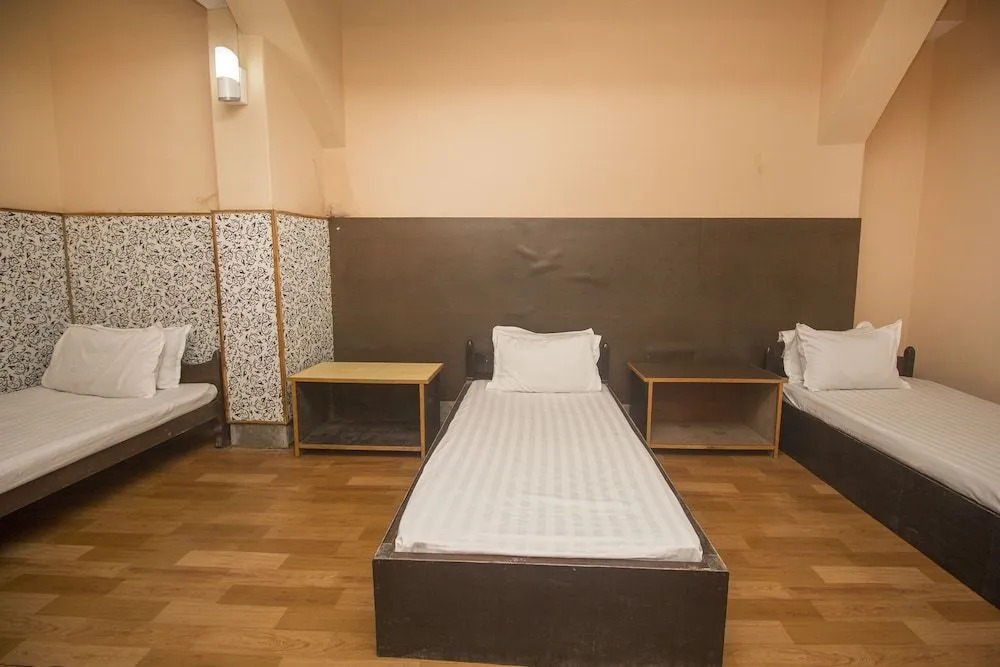 Spot On 61318 Plato Homestay