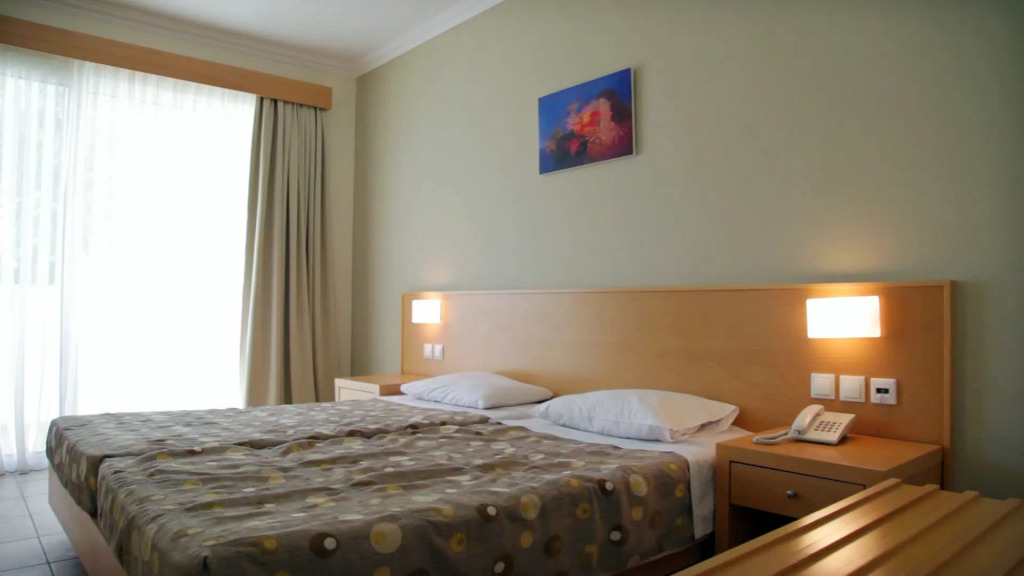 Niriides Hotel