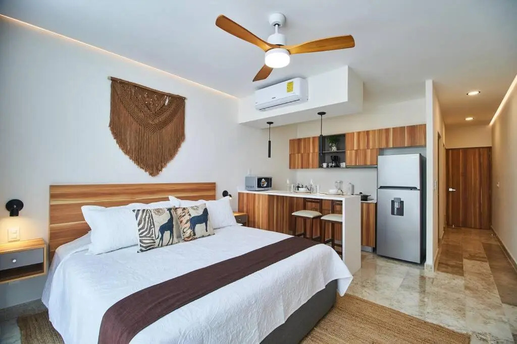 PH 312 Two bedroom rooftop and private pool