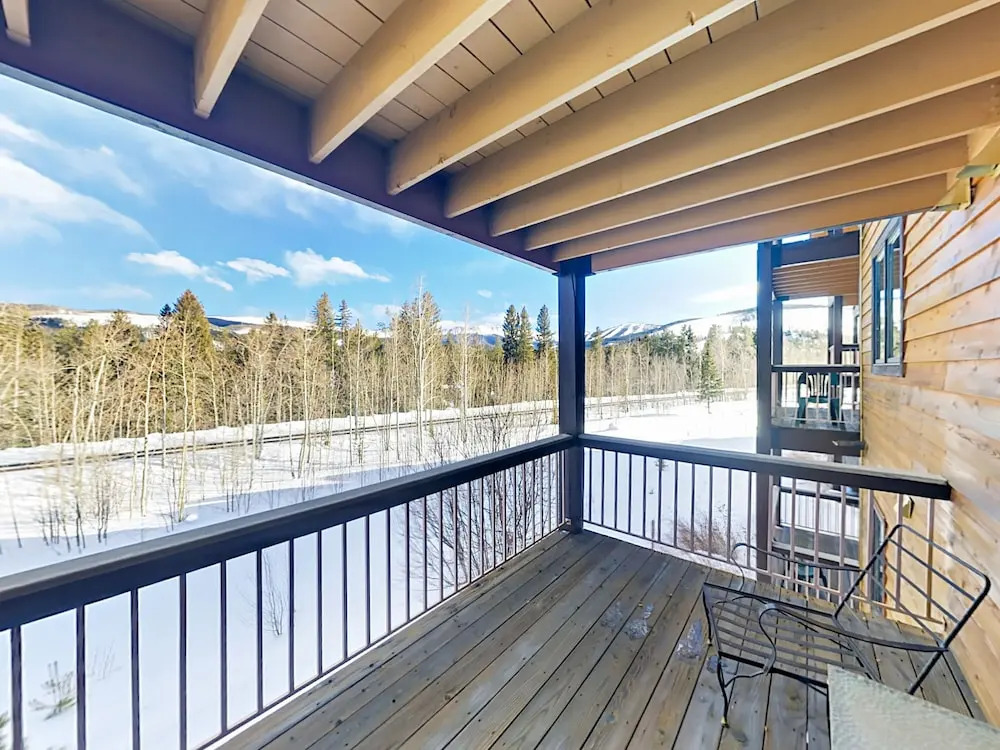 470 Kings Crossing Unit 5 -  3 Br Townhouse
