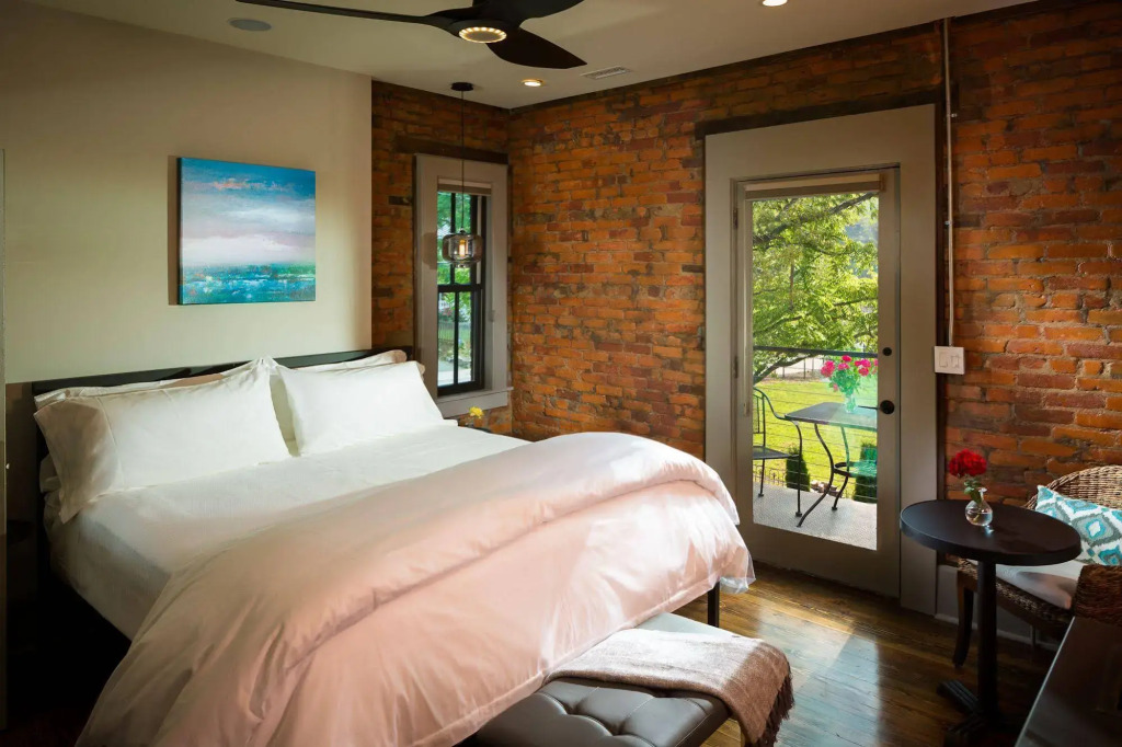 Bunn House - A Boutique Hotel