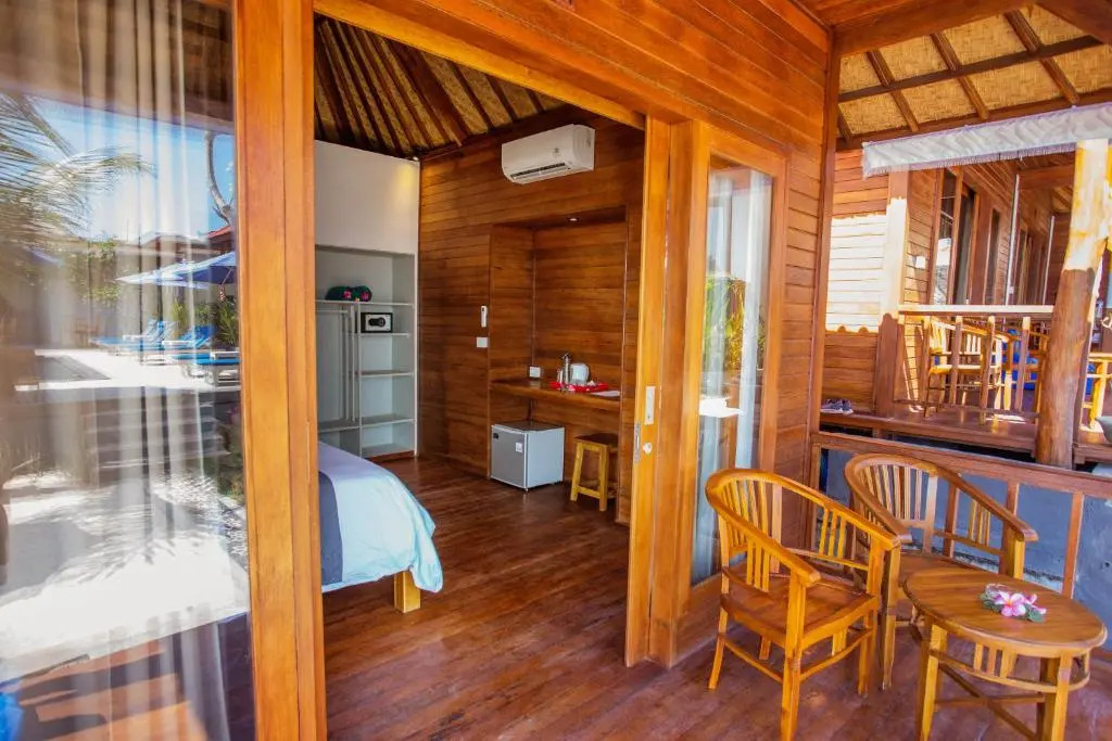 Nusa Veranda Sunset Villas & Restaurant