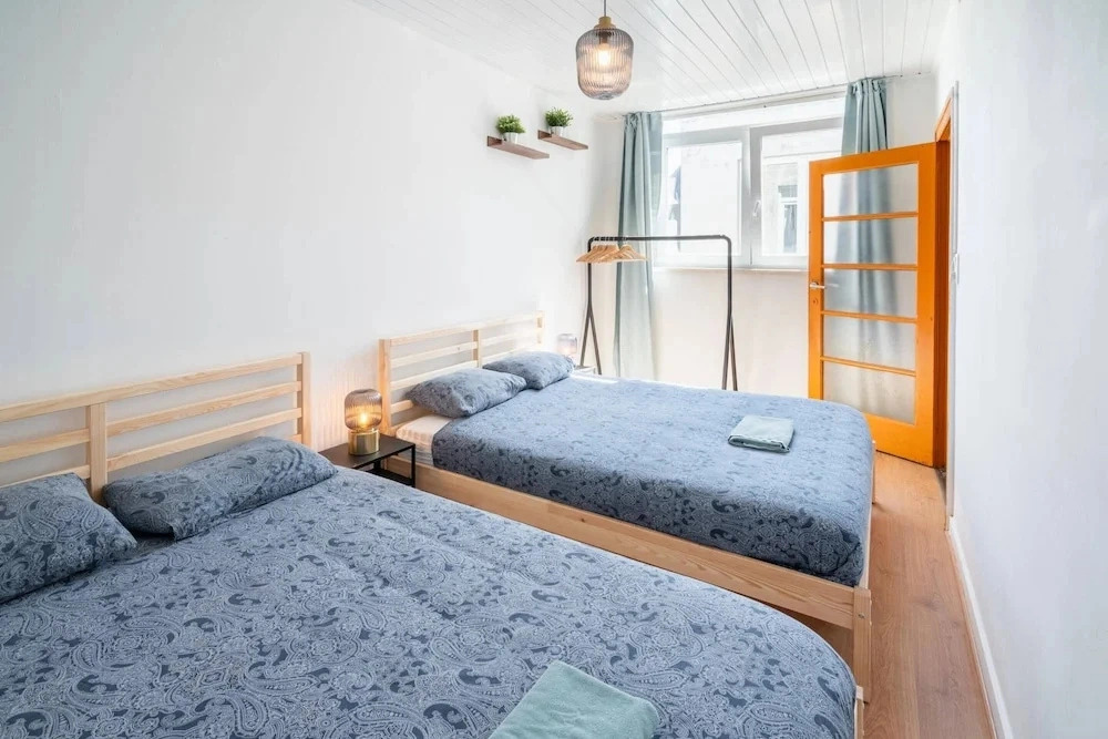 Large Antwerp City Center Apartments2bbns
