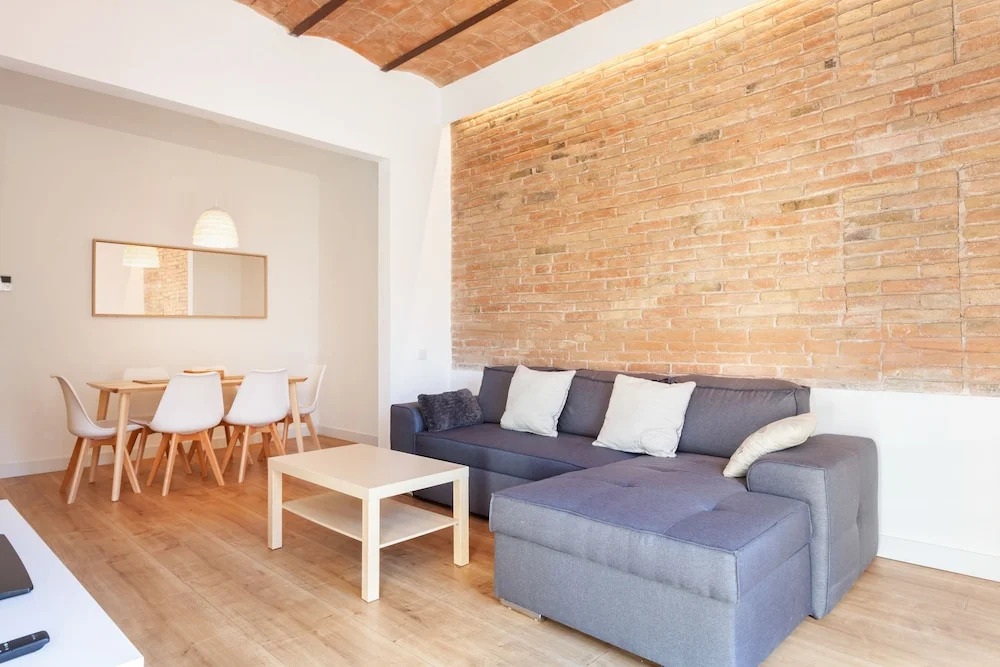 Akira Flats Urgell Apartment