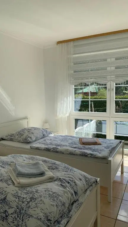Ferienwohnung 2 mit Garten