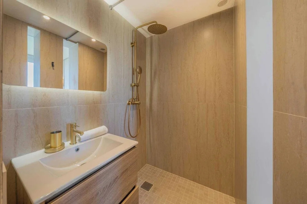 Charming Apartment - 2bdr/6p - Saint Tropez/port