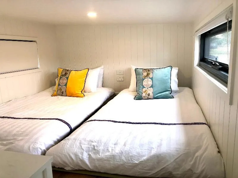Pink Lake Tiny House - Peony