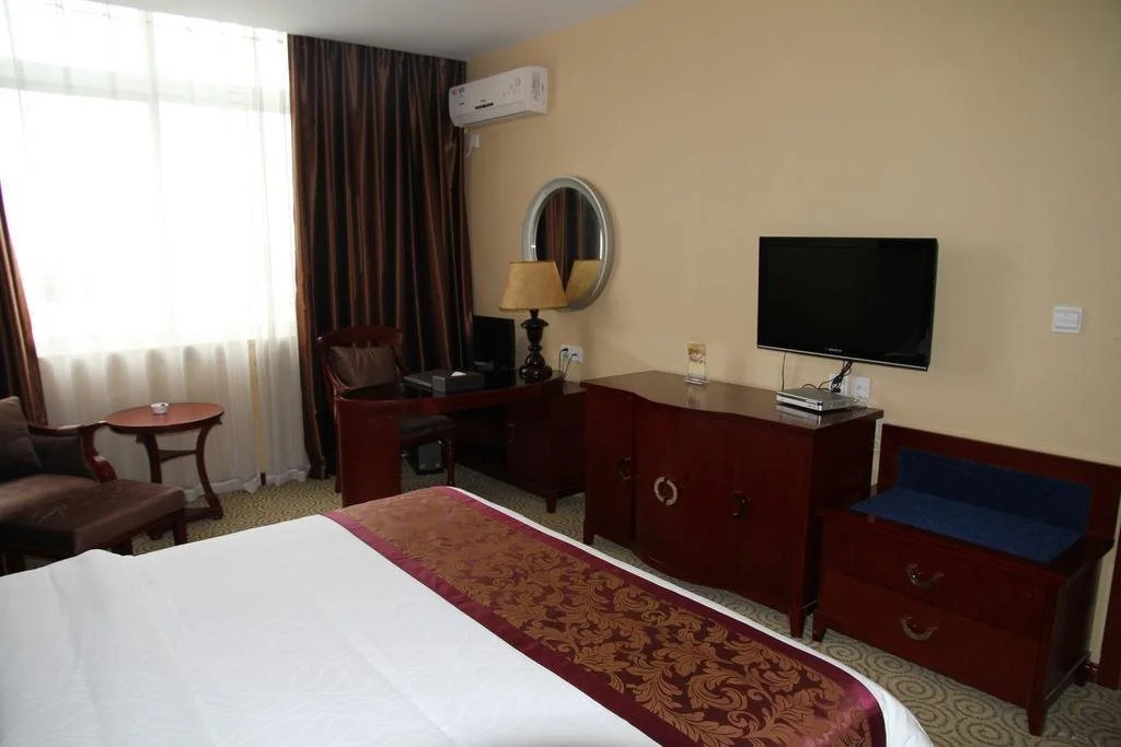 Chengdu Shenzhou Hotel
