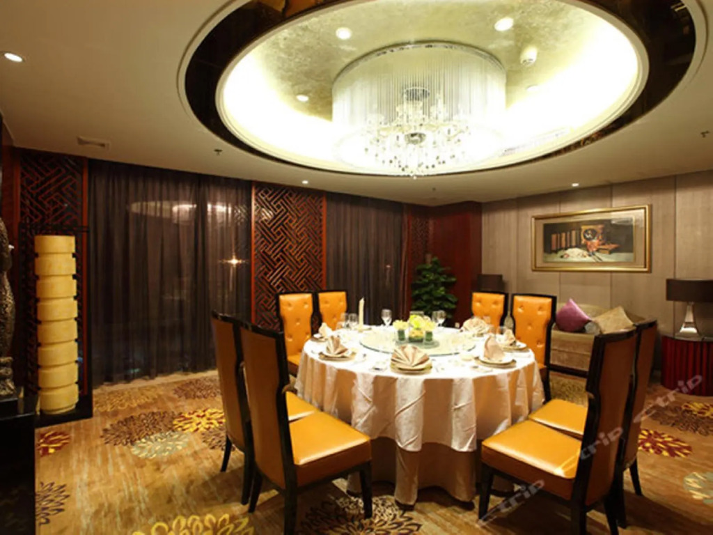 Days Hotel & Suites Mingfa Xiamen
