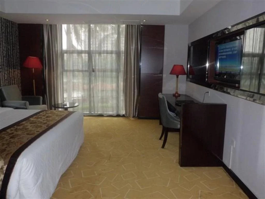 Huangqi Peninsula Hotel