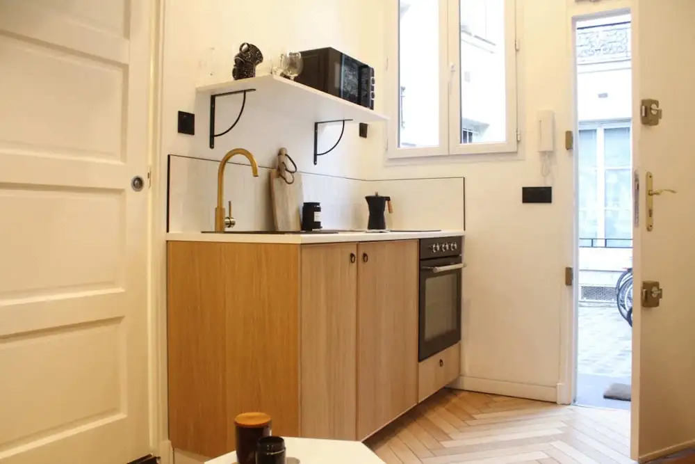 New apt close to Père Lachaise