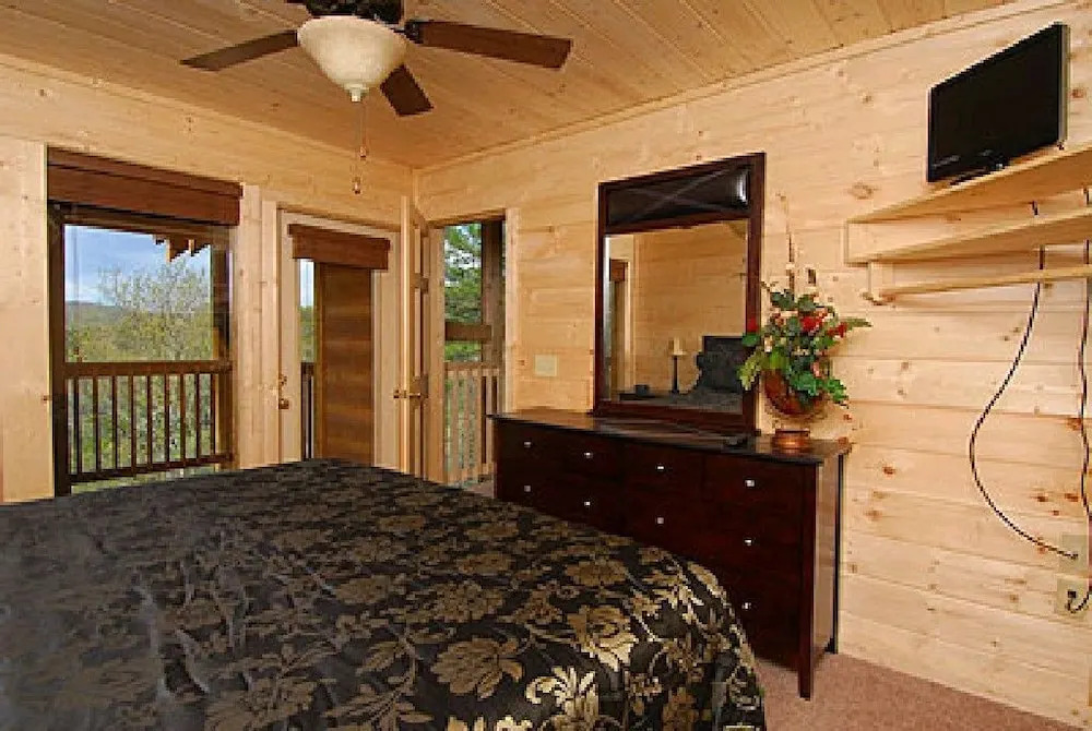 Appalachian Lodge 4 Bedrooms 4 Bathrooms Home
