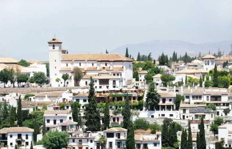 Hotel YIT Alcover