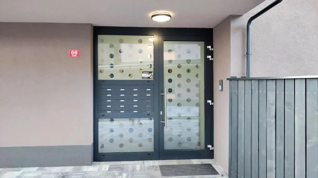 Apartment Ozare