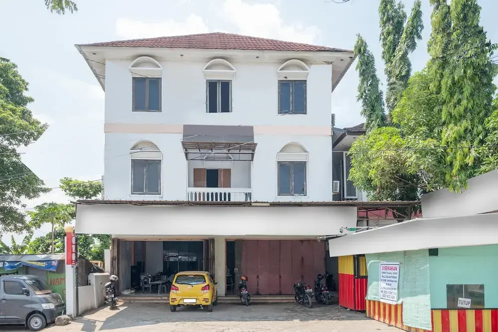 OYO 1906 Zhafira Guest House Syariah
