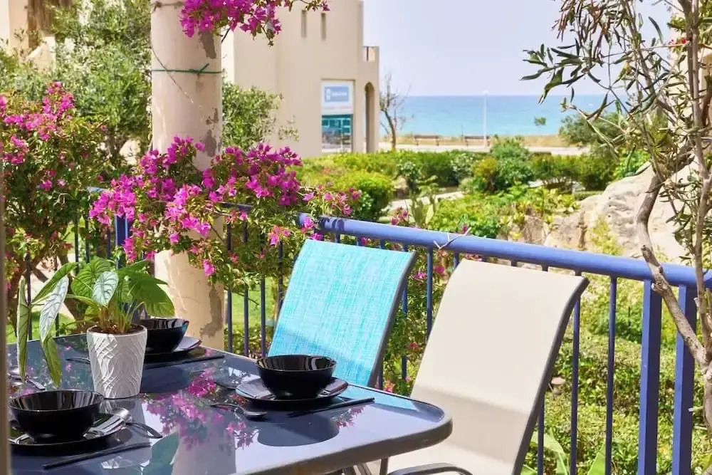 Villa Elias 1BR Upper Apt with Pool