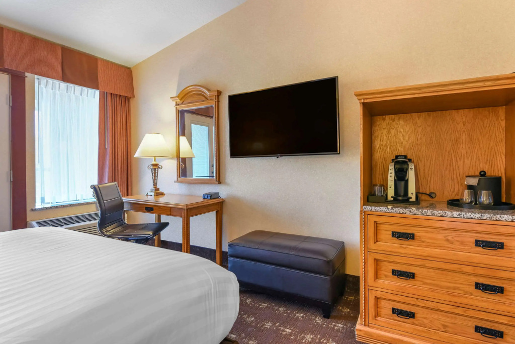 Kathryn Riverfront Inn, an Ascend Collection Hotel