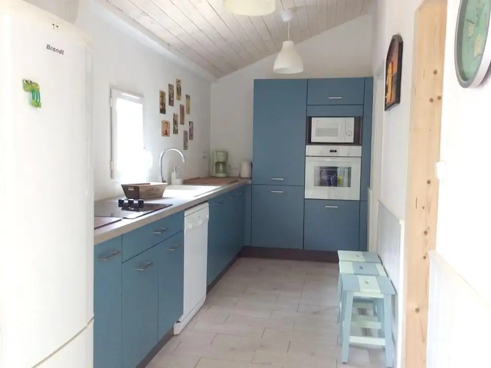 House With 3 Bedrooms in Mimizan-plage, With Enclosed Garden - 300 m F
