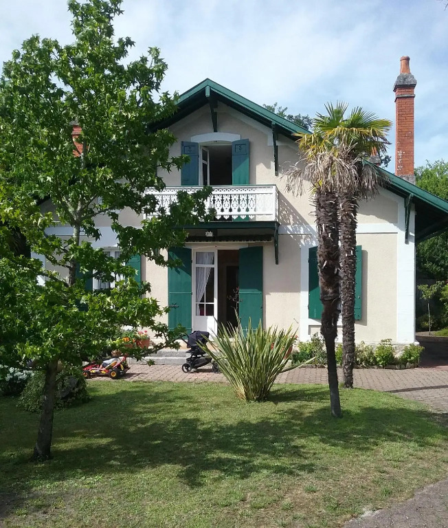 Villa Winter city Arcachon sleeps 10