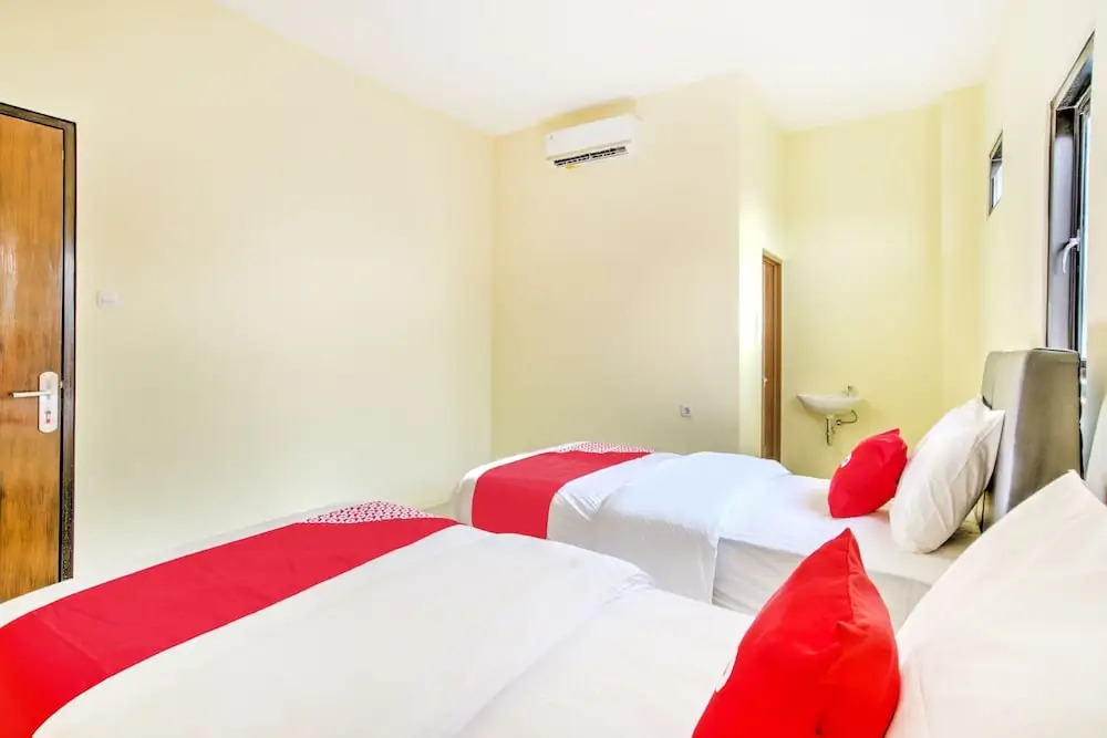 Oyo 2509 Central District Residence