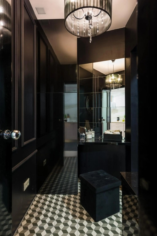 Luxury Studio Arc