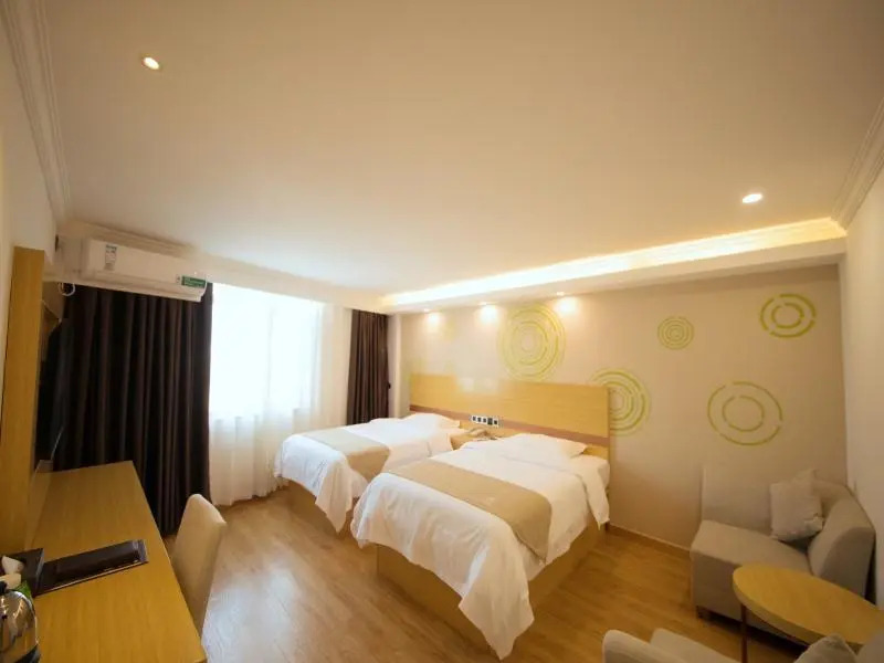 GreenTree Inn Qingyuan Qinghe Avenue Branch