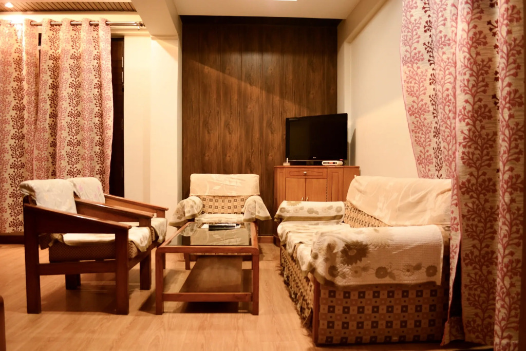 Hotel Dronagiri