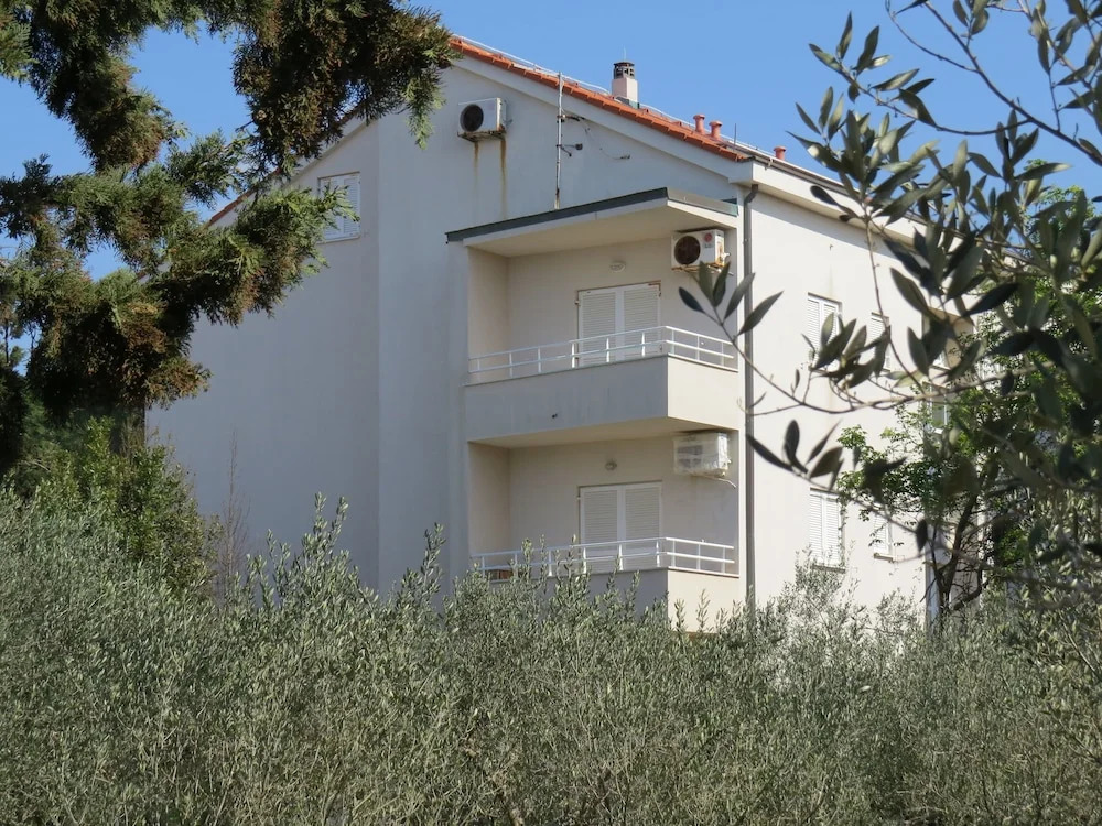 Apartment Mima
