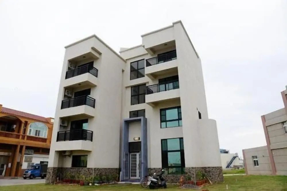 Longman Villa