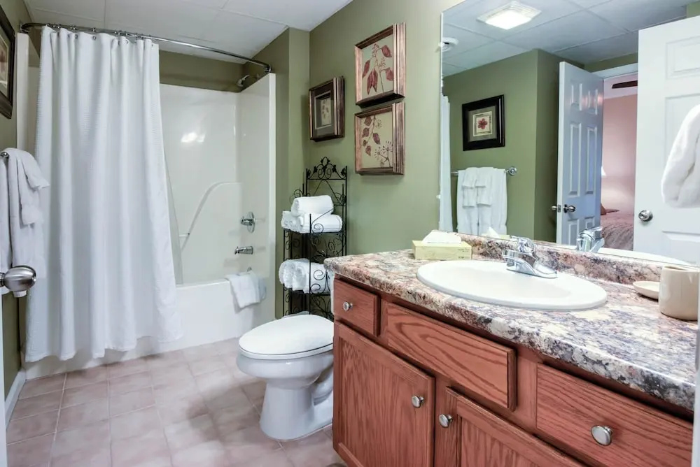 Whispering Pines 224