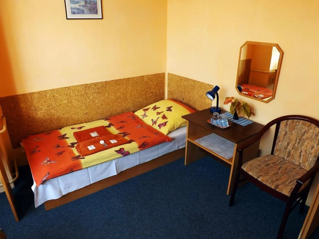 Hotel Avion