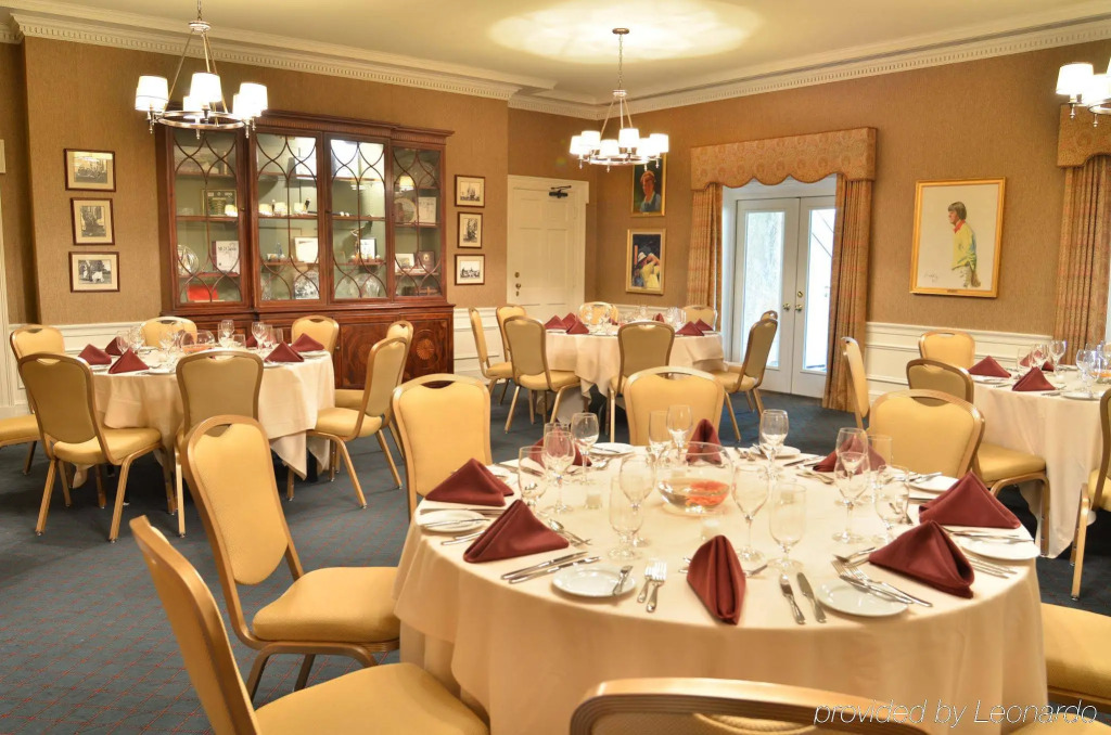 Inn and Club at Harbour Town