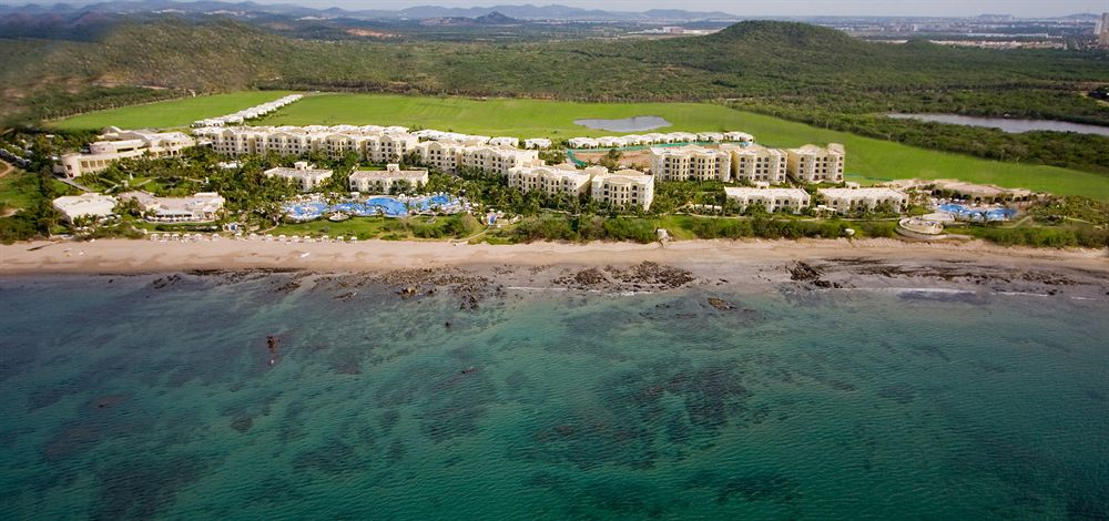 Pueblo Bonito Emerald Bay Resort & Spa - All Inclusive