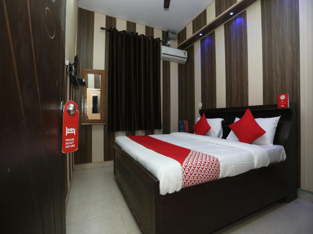 OYO 35782 Sunrise Inn Guest House