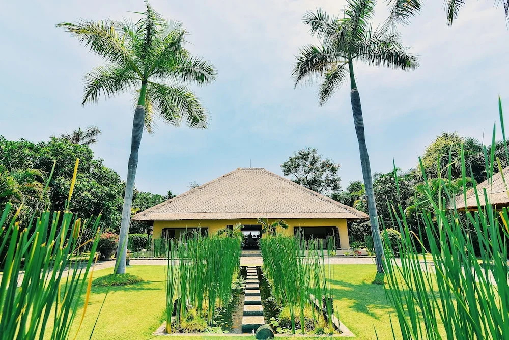 Villa Lotus