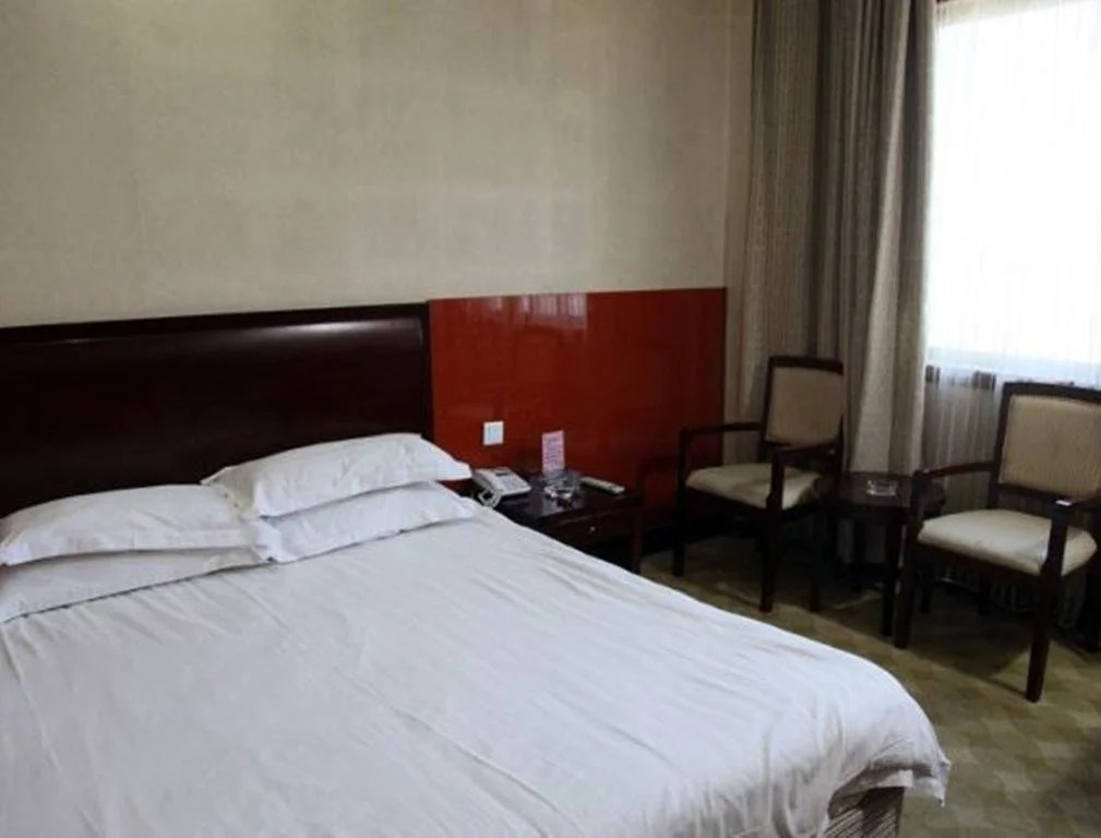 Yiwu Ruixin Business Inn
