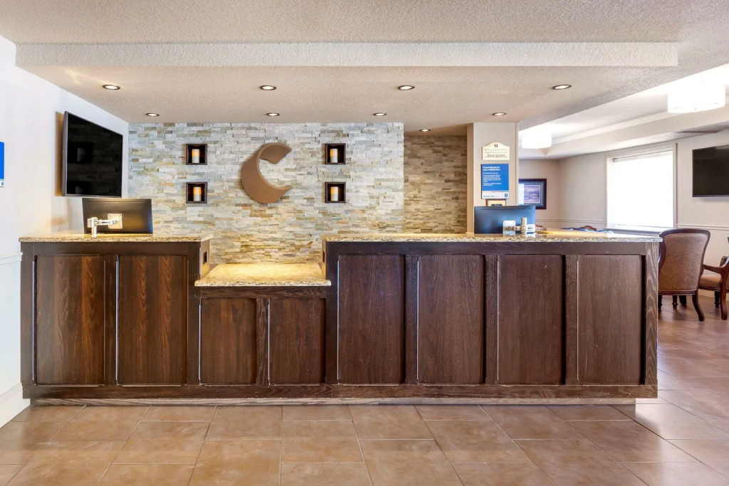 Comfort Inn & Suites Thousand Islands Harbour District