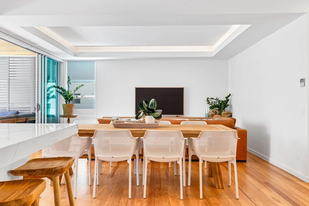 Exceptional Mooloolaba Beach Apt-Beach01