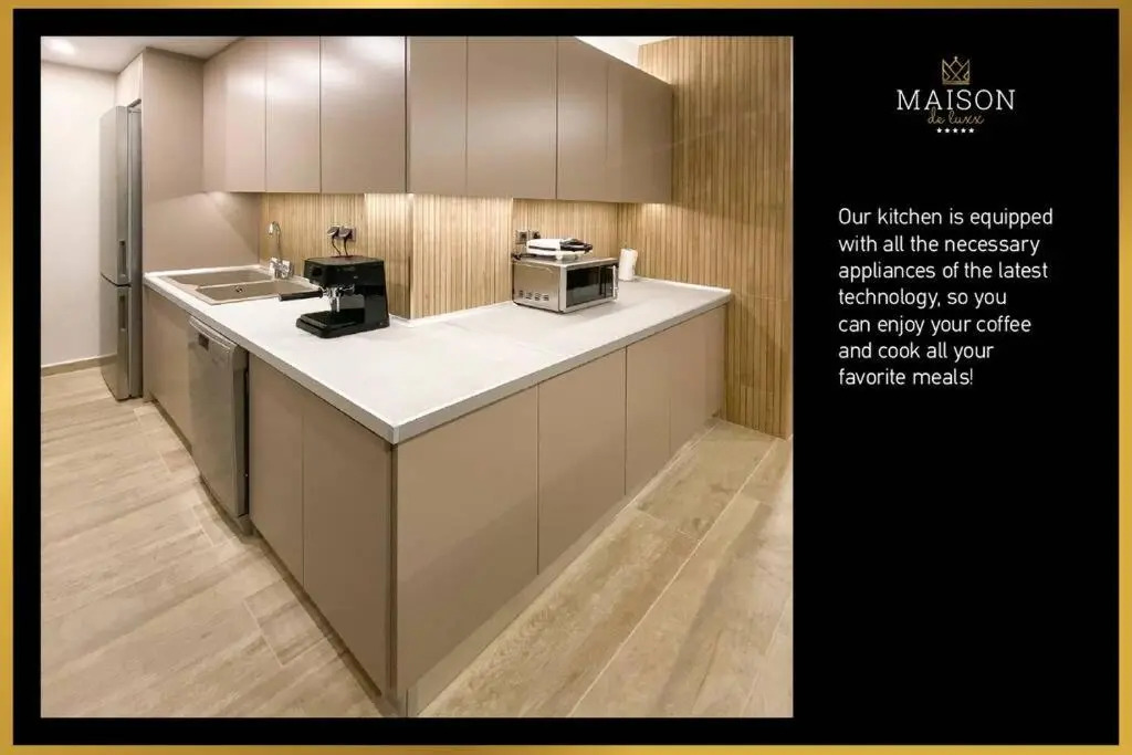 Maison De Luxx A1