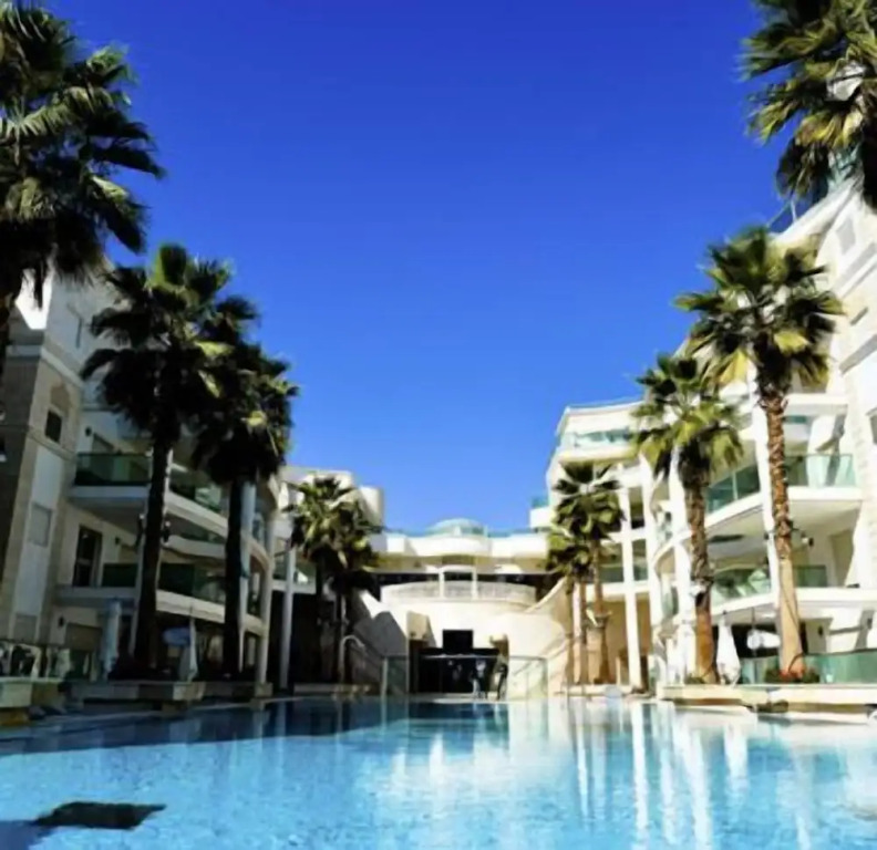 La Palmora Suites